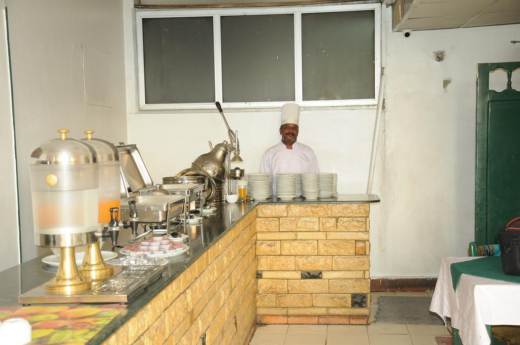 Nile Hotel Assuan Exterior foto