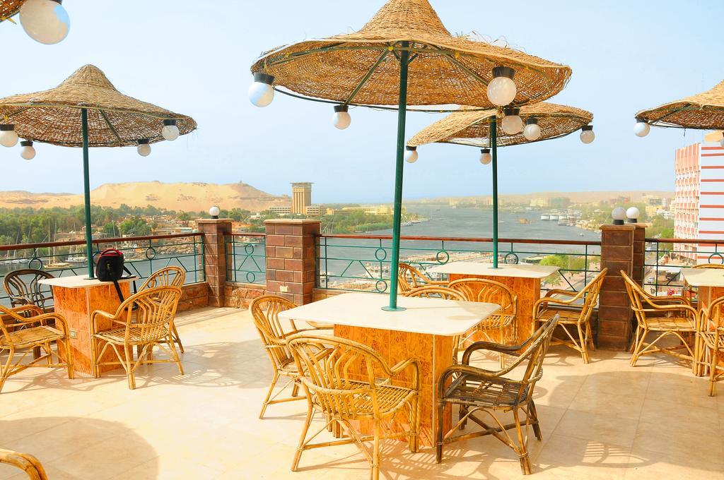 Nile Hotel Assuan Exterior foto